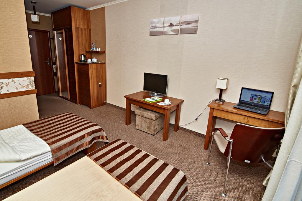 Hotel Ted Radomsko Room photo